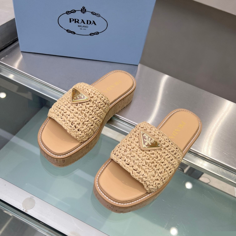Pra*a slippers